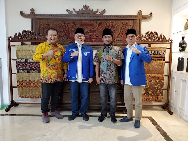 Pilkada Jember 2020: PAN Mantapkan Dukungan kepada Pasangan Hendy Siswanto - Gus Firjaun